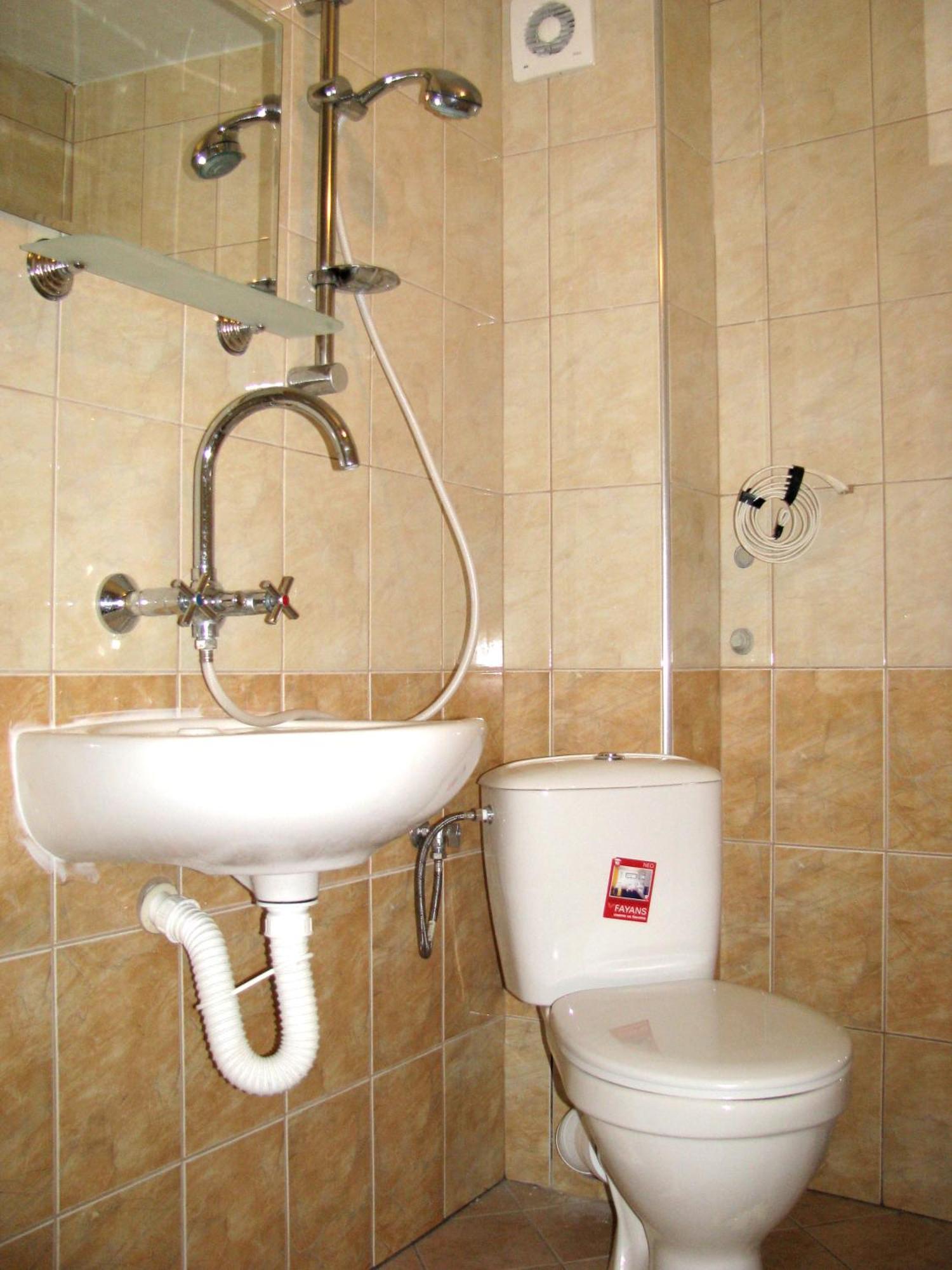 Guest House Familia Samovodene Bagian luar foto