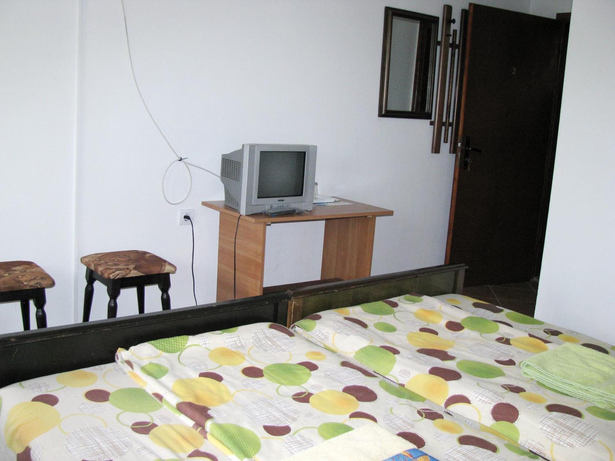 Guest House Familia Samovodene Bagian luar foto